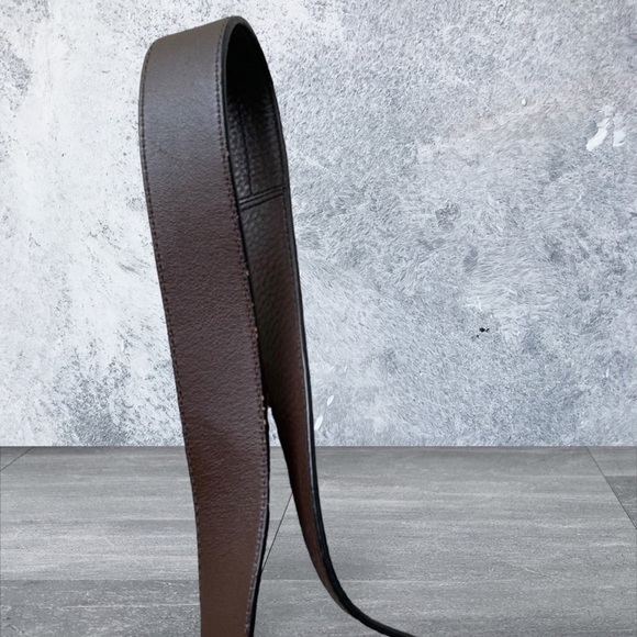 Coach Crossbody Bag Chocolate Brown Leather Adjustable Strap Pink Inside EUC - Picture 9 of 11